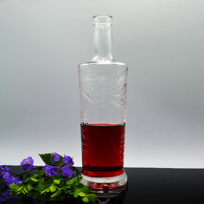 Elegante bottiglia in vetro di vodka gin 500ml 750ml 1000ml Volume per bottiglia in vetro personalizzata