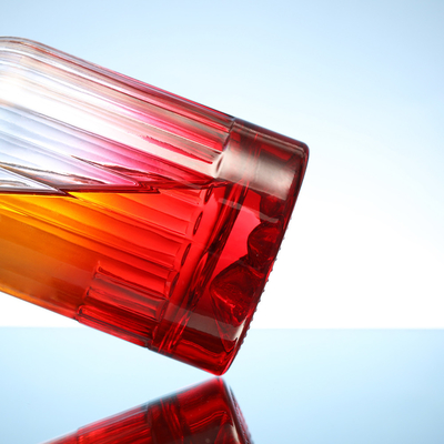 Materiale di base Super Flint Glass Bottiglia di whisky 350ml 500ml 700ml 750ml con tappo a sughero