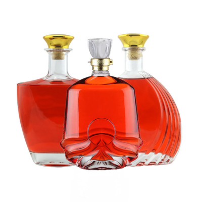 Bottiglie di vetro da 375 ml 500 ml 750 ml 1000 ml di capacità per vodka con tappo GPI a vite