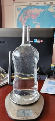 Bottiglia vuota in vetro Super Flint personalizzata per 1750 ml di whisky spirit in California