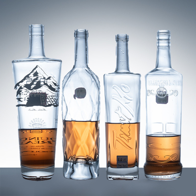 Bottiglia di brandy rettangolare da 750 ml con collo lungo e vetro Super Flint