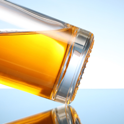 Stampa del logo su misura 250ml 500ml 750ml Bottiglie di vetro trasparente per liquori