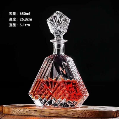 500 ml/650 ml/700 ml/800 ml Decantatore di vino in cristallo bianco per vodka brandy di alta qualità