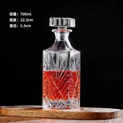 500 ml/650 ml/700 ml/800 ml Decantatore di vino in cristallo bianco per vodka brandy di alta qualità