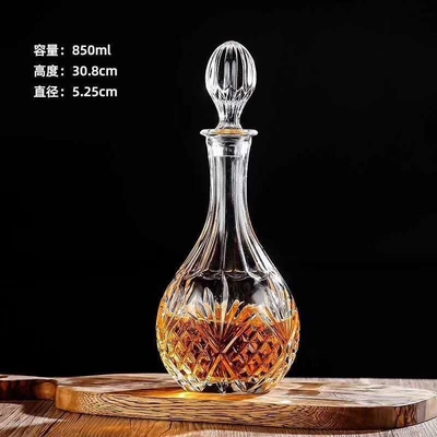 500 ml/650 ml/700 ml/800 ml Decantatore di vino in cristallo bianco per vodka brandy di alta qualità