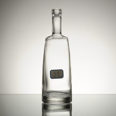 Materiale vetro Super Flint Vetro Vodka Brandy Rum Latte per donne Corpo a forma