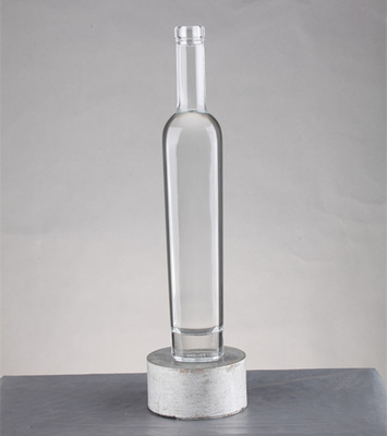 Bevande industriali 250 ml 500 ml 750 ml Bottiglia di whisky piatta Vetro con tappo a vite