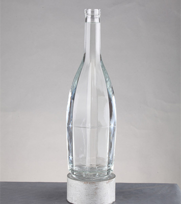 Bevande industriali 250 ml 500 ml 750 ml Bottiglia di whisky piatta Vetro con tappo a vite