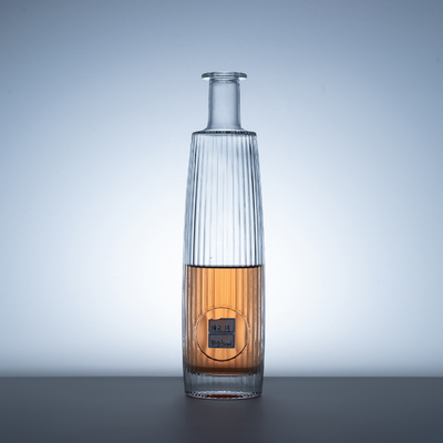 Materiale del corpo Vetro Super Flint Brandy XO Mini cilindri di champagne con foglia d'acero