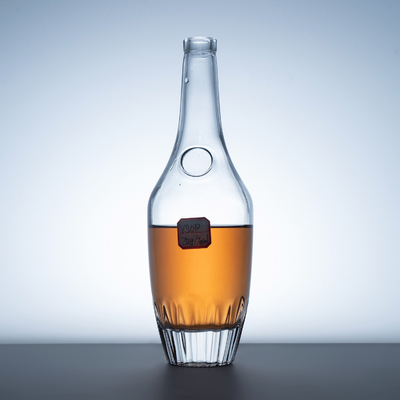 1 litro di whisky, bicchiere di vodka, bottiglia vuota, bottiglia spiritosa, 375 ml, 500 ml, 750 ml con tappo di sughero