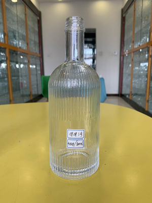 Materiale in vetro Super Flint Whisky chiaro 5cl Vodka Bottiglia di vino di vetro 500ml Bottiglia di alcol