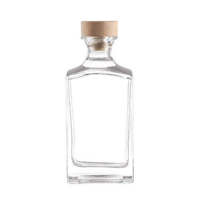 500 ml 700 ml 750 ml Bottiglia quadrata di vodka in vetro Super Flint per acqua minerale