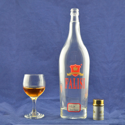 Materiale del colletto Materiale Super Flint 700 ml vuoto Alcol chiaro Rum Whisky Spirits Vodka Bottiglia di vetro per liquori