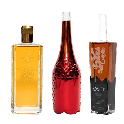 Whiskey Vodka Liquor 750ml Bottiglia di vetro quadrato vuoto con materiale di vetro Super Flint