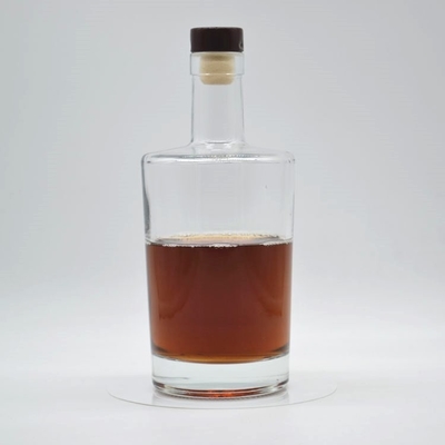 Materiale del colletto Vetro Super Flint 700 ml Bottiglie Skull per liquori come vodka e whisky