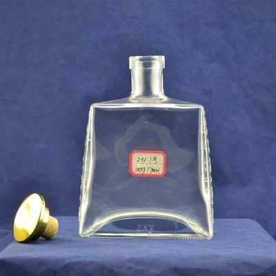 500 ml Materiale del colletto Bottiglia di vetro per gin Whisky Spirits Vodka Brandy Liquor FOB