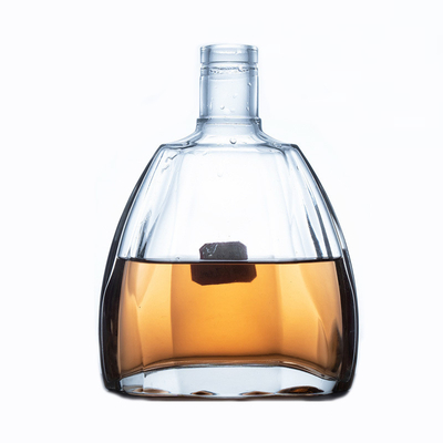 750 ml di liquore alcolico con brandy bottiglia di vetro trasparente 700 ml di alcol vuoto