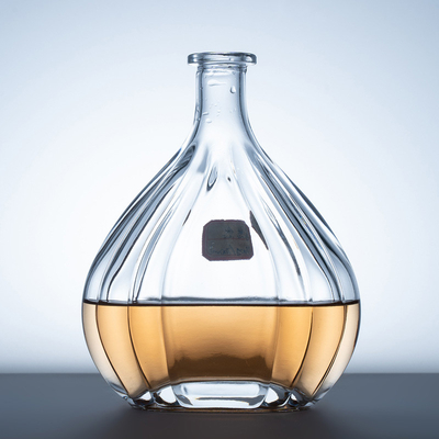 750 ml di liquore alcolico con brandy bottiglia di vetro trasparente 700 ml di alcol vuoto