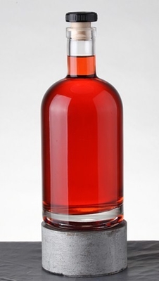 Materiale in vetro Super Flint Bottiglia in vetro di brandy per liquori personalizzati 700 ml