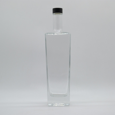 500 ml 700 ml 750 ml bottiglia di vetro quadrata da 1 litro di materiale bianco cristallino per liquori