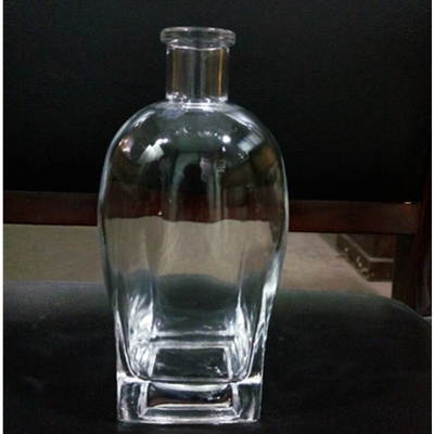 Bottine di vetro quadrate di 500 ml a misura per liquori altamente OEM / ODM