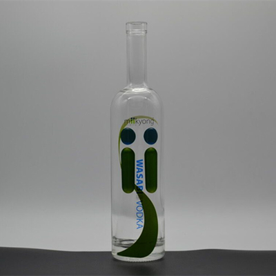 XO/Brandy/Whiskey/Vodka Bottiglia di vetro cristallino bianco con manipolazione della superficie deccale