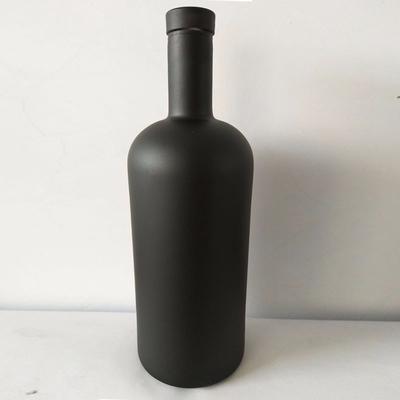 Bottiglia in vetro di whisky da 750 ml con superficie deccale e sistema di chiusura a sughero