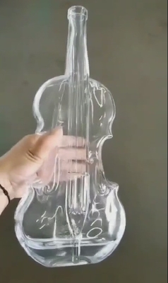Bottella di vetro personalizzata per liquori con forma di chitarra unica