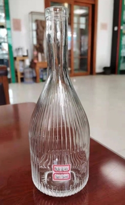 Forma personalizzata Incisione interna Bottiglia chiara da 200 ml 375 ml per vodka tequila rum