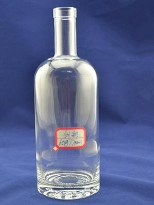 Logo personalizzato accettabile Bottiglia di 750 ml di liquori bianchi chiari per rum vodka e whisky