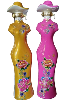 Bottine di vetro personalizzate da 24 oz a 26 oz in forma di corpo uomo e donna con maneggevole di superficie deccale
