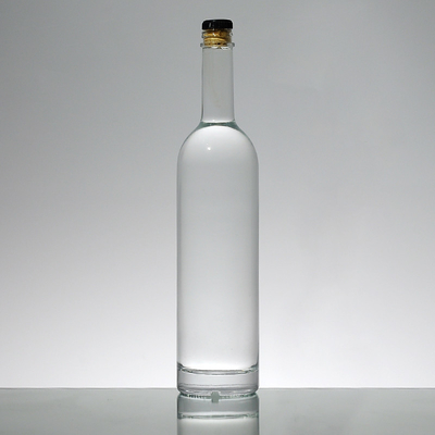 Superficie di stampaggio a caldo Manipolazione 1L Super Glass Bottiglia di Whiskey Realizzata in materiale bianco cristallino