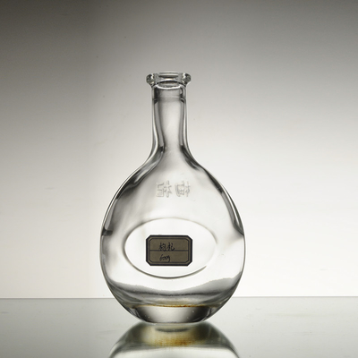 700 ml di Super Flint Glass Material Bottiglia di whisky per vodka chiara Sprits vuoti