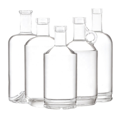 Materiale di vetro Super Flint Impressione su misura Bottiglia di vetro quadrata per bottiglia di gin di lusso