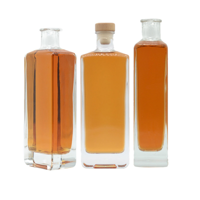 Bottiglia di brandy di vetro trasparente o personalizzata 750 ml Decanter liquore/vino con disegno scolpito