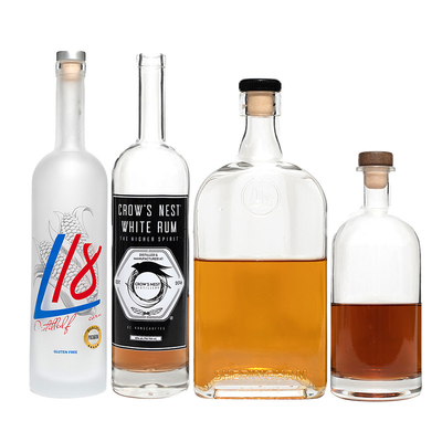 Bottiglia di gin di 700 ml in vetro con design elegante e materiale in vetro Super Flint