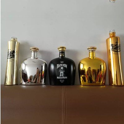 Vodka elettronica personalizzata altamente OEM/ODM Bottiglia in vetro di whisky da 750 ml con tappo a vite
