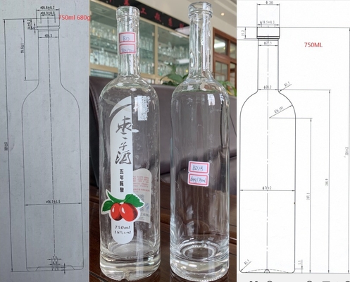 Alcolici di etichetta privata 200ml 300ml 500ml 750ml 1000ml bottiglie di vetro per il mercato di Shandong