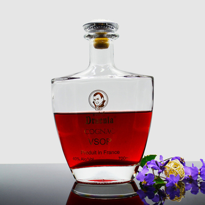 Bottina di vetro personalizzata da 1000 ml 750 ml 700 ml 500 ml per liquori Vodka Gin Whiskey Standard CE