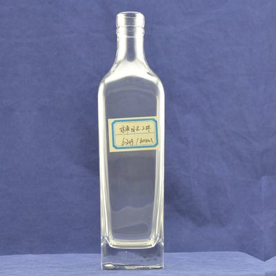 Produzione in grandi quantità Materiale di vetro Super Flint 750 ml Bottiglia di vino di vetro Vodka per bevande spiritose