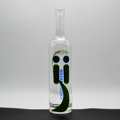 Bottiglie di vetro da 750 ml di vodka russa con campione gratuito e materiale in vetro Super Flint