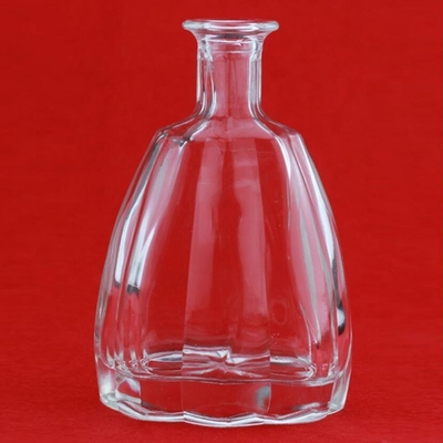 Decal Surface consegna bottiglia di vetro trasparente per la vodka russa a prezzi accessibili