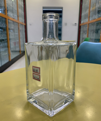 500ml 700ml 750ml 1L bottiglia di liquore in vetro a forma quadrata unica per succo di frutta