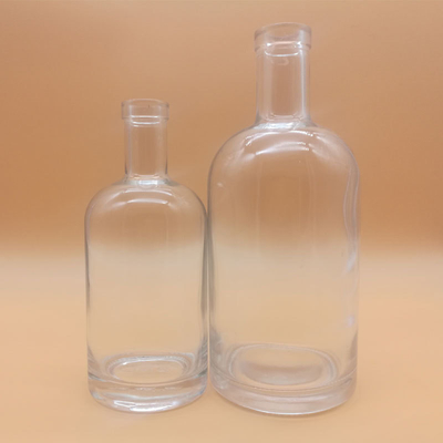 500 ml 750 ml Bottiglia di vetro nero opaco per alcool Brandy Vodka Whisky Spiriti Alcolici