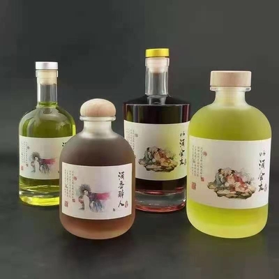 Super Flint Glass 250ml 300ml 350ml 750ml 1l Bottiglie di liquore in vetro trasparente con tequila