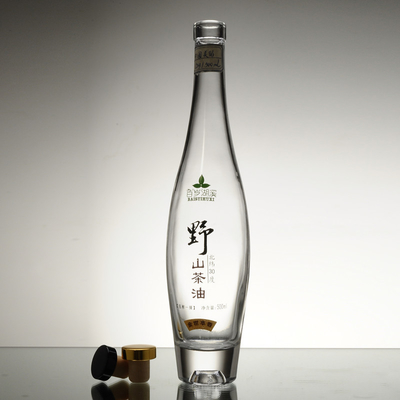 Materiale di vetro di alto filtro Bottiglia di vetro 750 ml Bottiglie di olio d'oliva chiare Tipo di tenuta del sughero