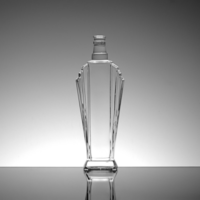 Bottiglia di vetro rotonda con coperchio di sughero per 550 ml 700 ml 750 ml di vodka gin rum a cilindro