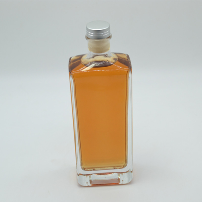 Bottiglia di liquore in vetro quadrato personalizzata per alcolici Gin Tequila Vodka 750ml/700ml/500ml