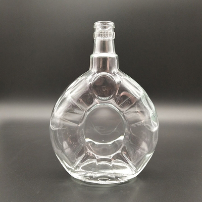 Materiale in vetro Super Flint 700ml 750ml Bottiglia in vetro da 1 litro di vodka con standard CE