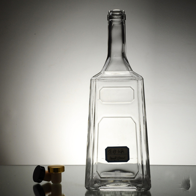 Bottiglia di vetro trasparente da 750 ml Vodka con materiale di vetro di alto pietra e tipo di tenuta di sughero